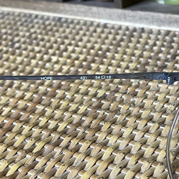 Vintage 80s Glasses Silver Toned Frames Large Lenses Italian Holiday Optics - Picture 8 of 9